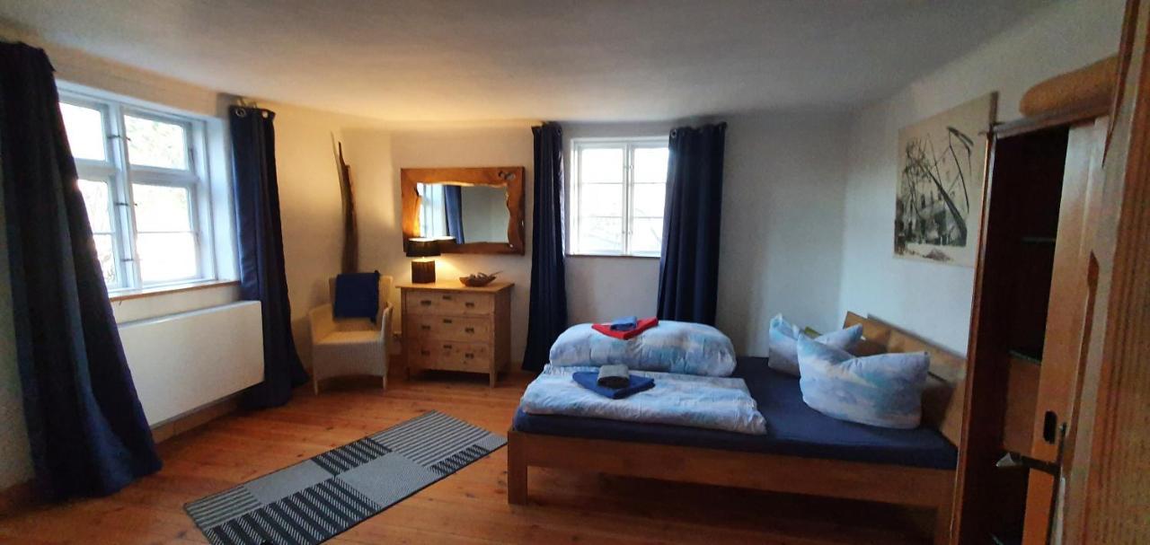 Apartment Kliemkiker, Naehe Binz In Traumhafter Alleinlage Zirkow Exterior foto